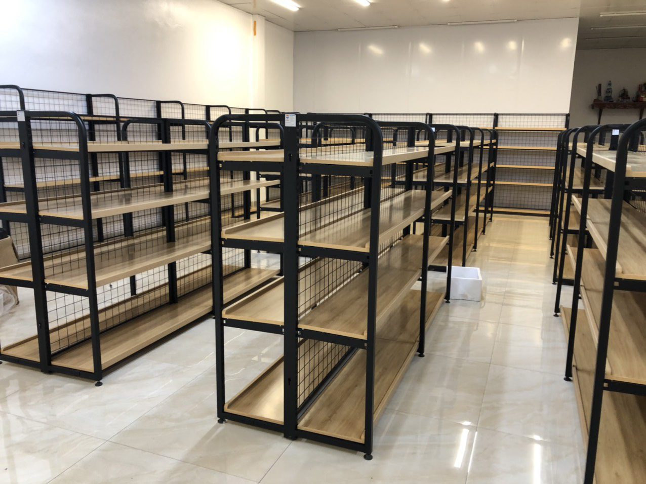 Hướng dẫn lắp đặt giá kệ gỗ siêu thị đơn giản Hướng dẫn lắp đặt giá kệ gỗ siêu thị đơn giản