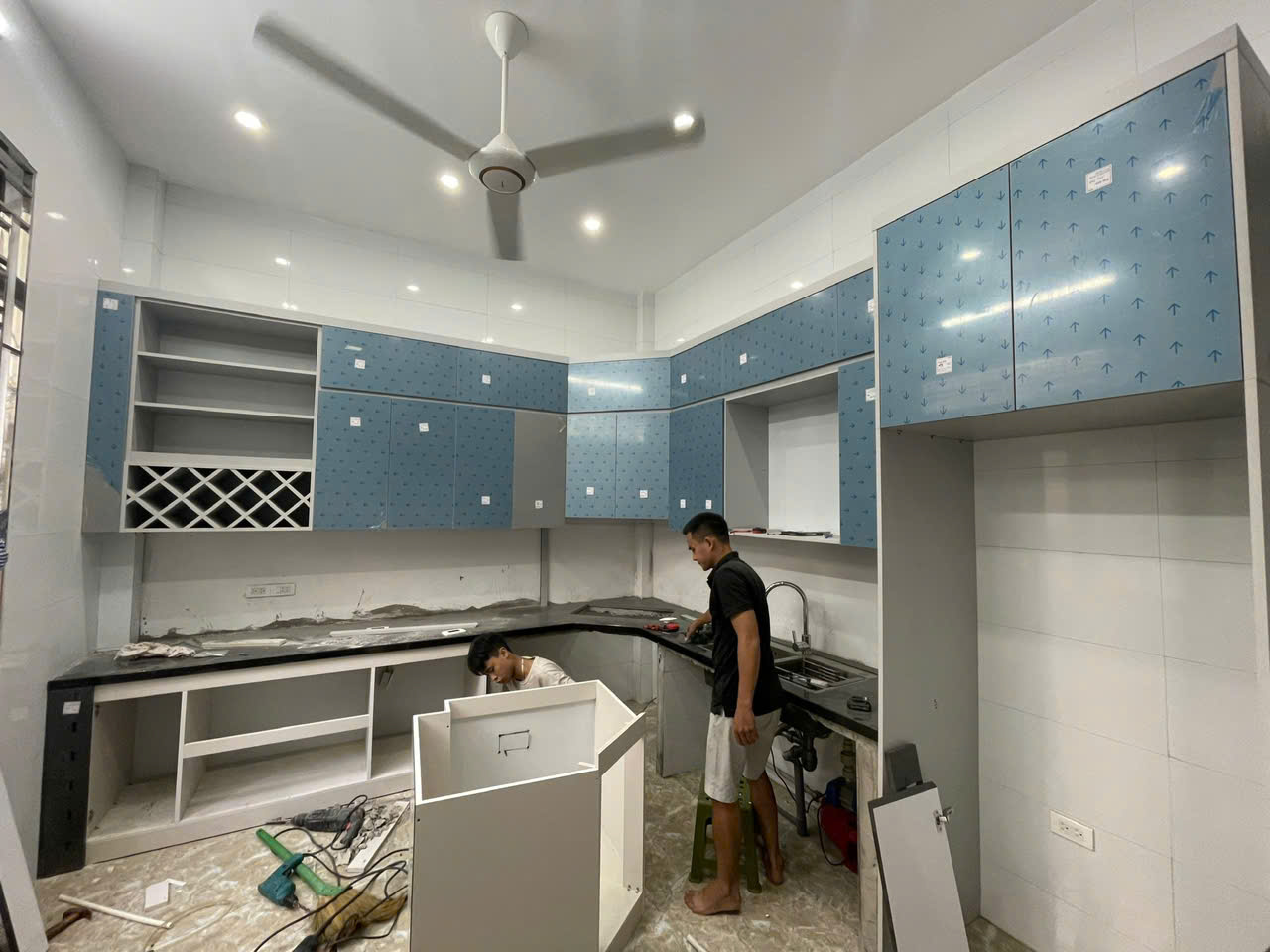 Tủ bếp hiện đại