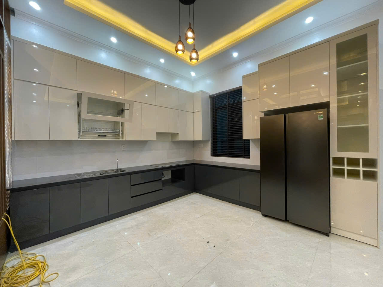 Tủ bếp hiện đại