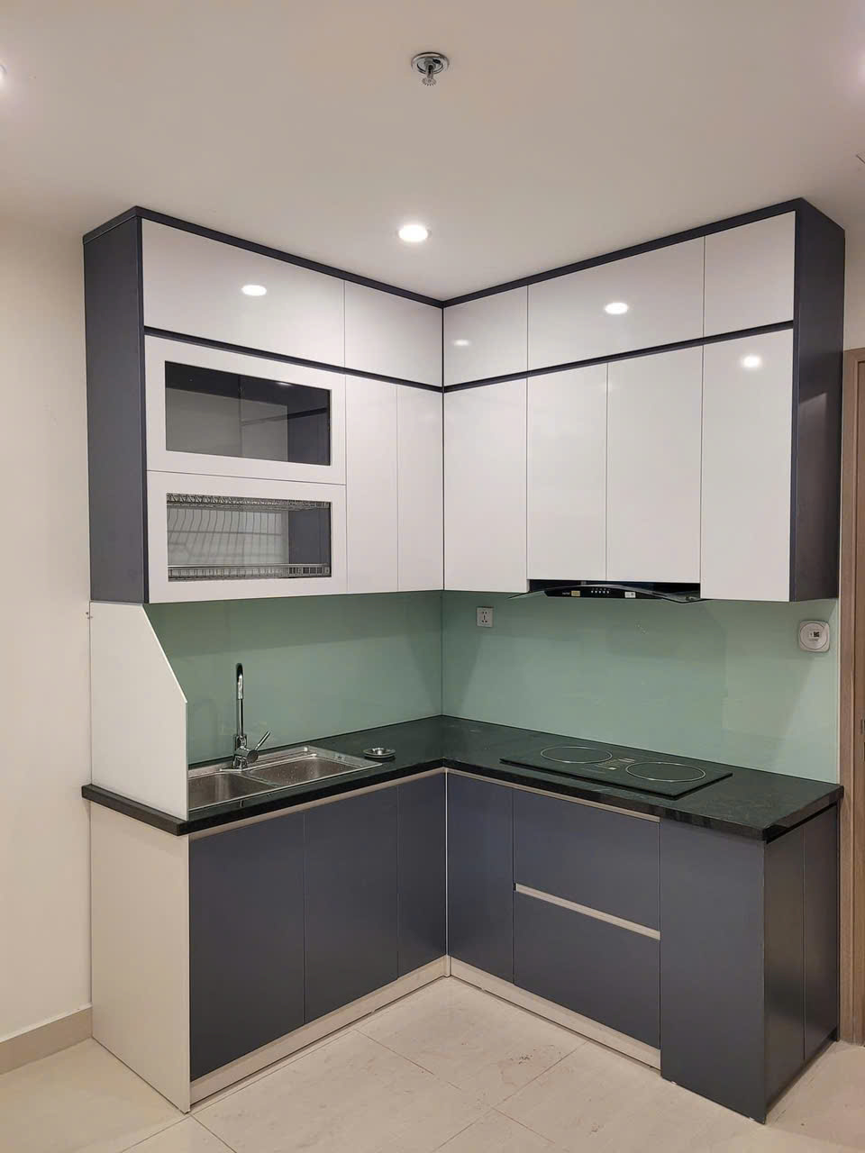 Tủ bếp chung cư mini